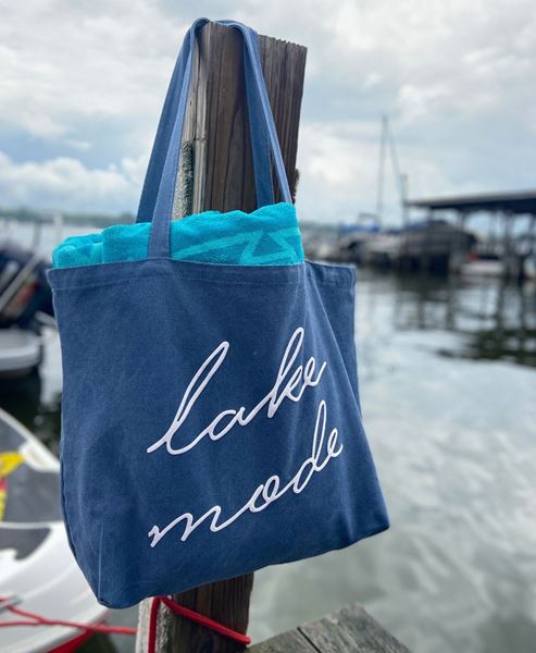 Picture of Lake Mode Tote