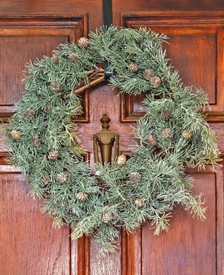 Picture of Weeping Pine Wreath, 24"