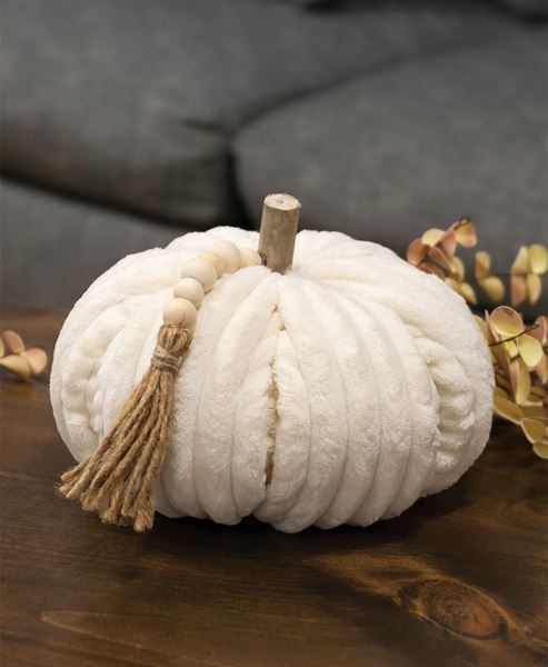 Picture of Cream Ribbed Pumpkin w/Beaded Tassel, Large