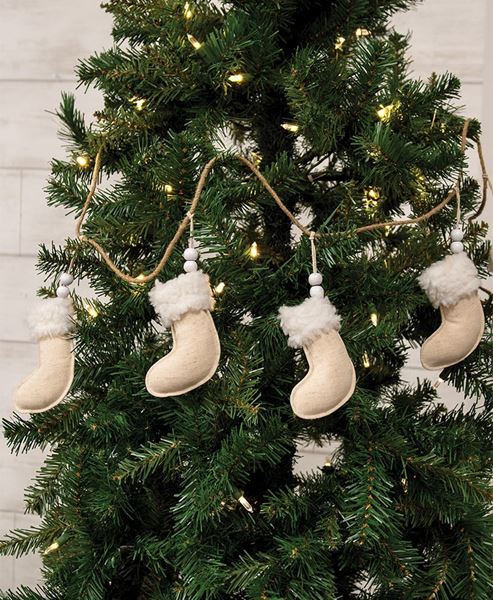 Picture of Natural Christmas Stocking Garland